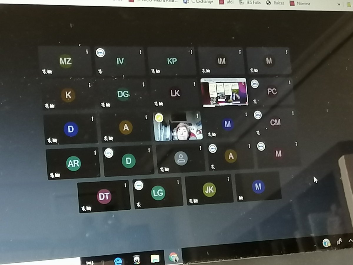 Videoconferencia con nuestros socios eslovacos e italianos dentro de nuestro proyecto Common Roots New Routes <a href="/sepiegob/">SEPIE</a> <a href="/EUErasmusPlus/">Erasmus+</a>