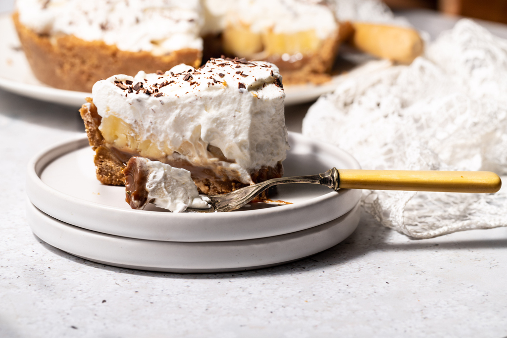 shalini_aro's tweet image. sticky sweet Banoffee Pie! A big fat slice of this with a cuppa...

My entry for my entry for @thelittleplantation s Spring Challenge Week 2 theme 5 "⁠Simple pleasures" ⁠⠀
⁠⠀
⠀⁠⠀⁠⠀⁠⠀
#eatcaptureshare and #ecsQC.⁠⠀⁠