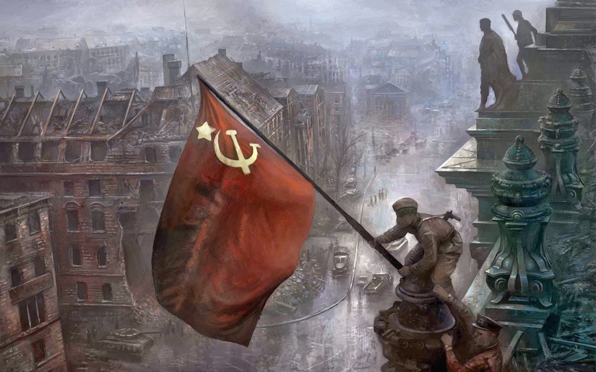 JauaMiranda's tweet photo. Estas fotos son el el símbolo de la victoria de la humanidad, con el Ejército Rojo a la vanguardia, sobre el nazi fascismo hace 75 años. Sigamos luchando para que sea humana la humanidad. ¡El fascismo no pasará ! https://t.co/bwZkiYLe0h