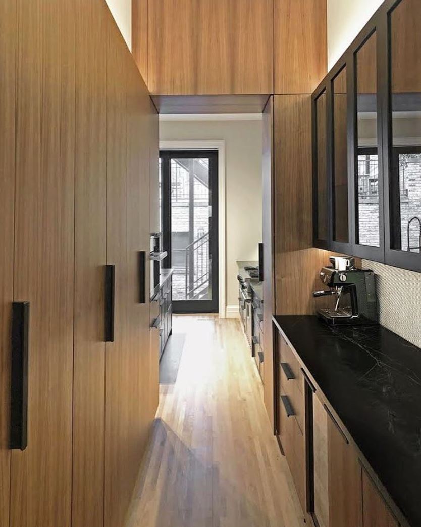 #repost
Thank you @mikeshivelyarchitecture for reminding us that pantries don't have to be boring!
#rockymountainhardware #bronzehardware #luxuryhardware #madeinusa #interiordesign #cabinethardware #cabinetpulls #kitchenhardware #kitchendesign #kitcheninspiration