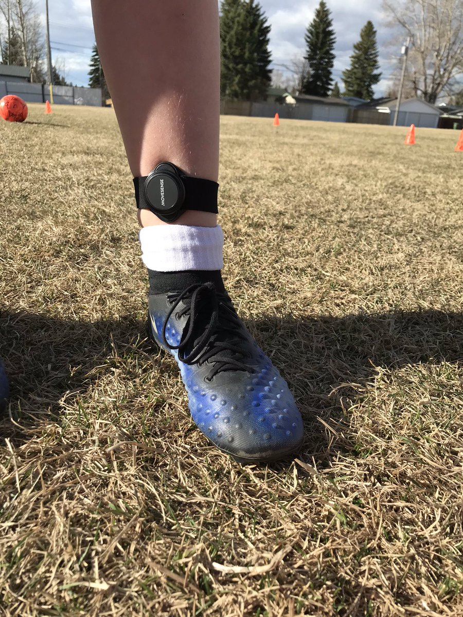 Fysioedu's tweet photo. Grass is not green yet, but otherwise perfect weather for testing Movesense sensors for our study. #soccerstudy #siprc #phd #movesensesensors #suunto https://t.co/He0539sUwb