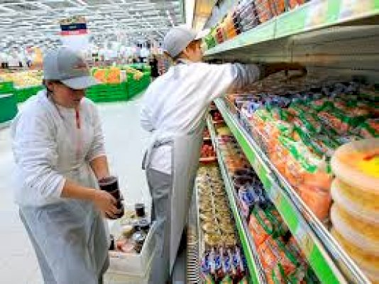PulsoTucuman's tweet photo. Nuevo horario de atención al público en los comercios https://t.co/mXkDVeQDvw https://t.co/Fg5cWpp6Yw