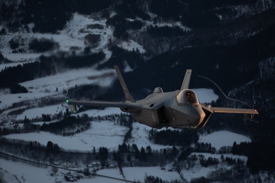 voiceofpublic7's tweet photo. #NATO #JETS 3RD TIME #INTERCEPTS #RUSSIAN #MILITARY #AIRCRAFT IN TWO DAYS
https://t.co/ZYwxQGHNWE https://t.co/jTJCUoPQbl
