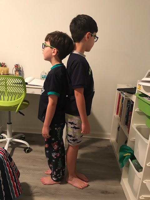 AngelaBrentHar1's tweet photo. My loving #Kindergarten "Birds at Work" Arthur, Ella, &amp; Logan show measuring length &amp; height  in #math @pbcsd Lesson 14-6 with their siblings.❤❤❤  #distancelearning       #makingconnections @ShineonSPES @Diana__Snider #GoingTheDistanceAtPBCSD @superteacher524 @evacwynar https://t.co/TQOQqZusY8