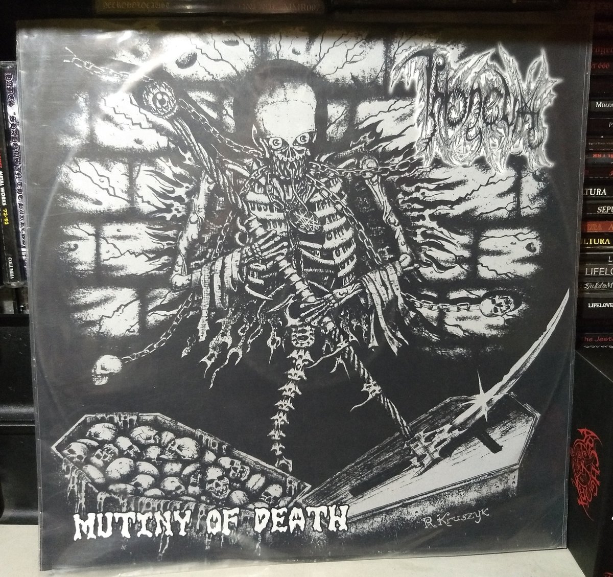 JuanJCortezB's tweet photo. Throneum -
" Mutiny of Death " ( 2003 / Re Issue 2005 Apocalyptor Records Limit Edition Picture Vinyl )
#BlackDeathMetal
#vinylcollection
#PlayingNow
#Throneum
#Poland
666 !!! https://t.co/3w2zfujTvO
