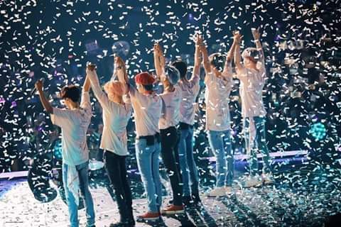 Min_Dtwton's tweet photo. #RespectBTSJin
#RespectBTSV
#RespectHoseok
#RespectBigHit
#respectvbts
#Respect
#RespectBTSjimin
#RespectBTSjungkook
#RespectBTSRm
#RespectBTSNamjoon https://t.co/KcBTyyInwp