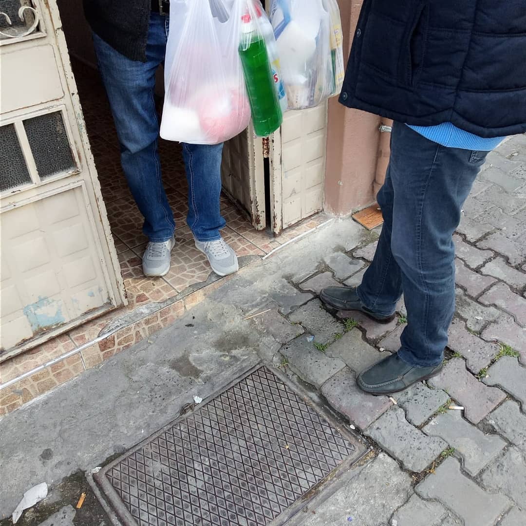 PaylasAg's tweet photo. Gaziosmanpaşalı komşularımız ile paylaşım devam ediyor.
Dayanışma yaşatır https://t.co/FxYagTCO7B
