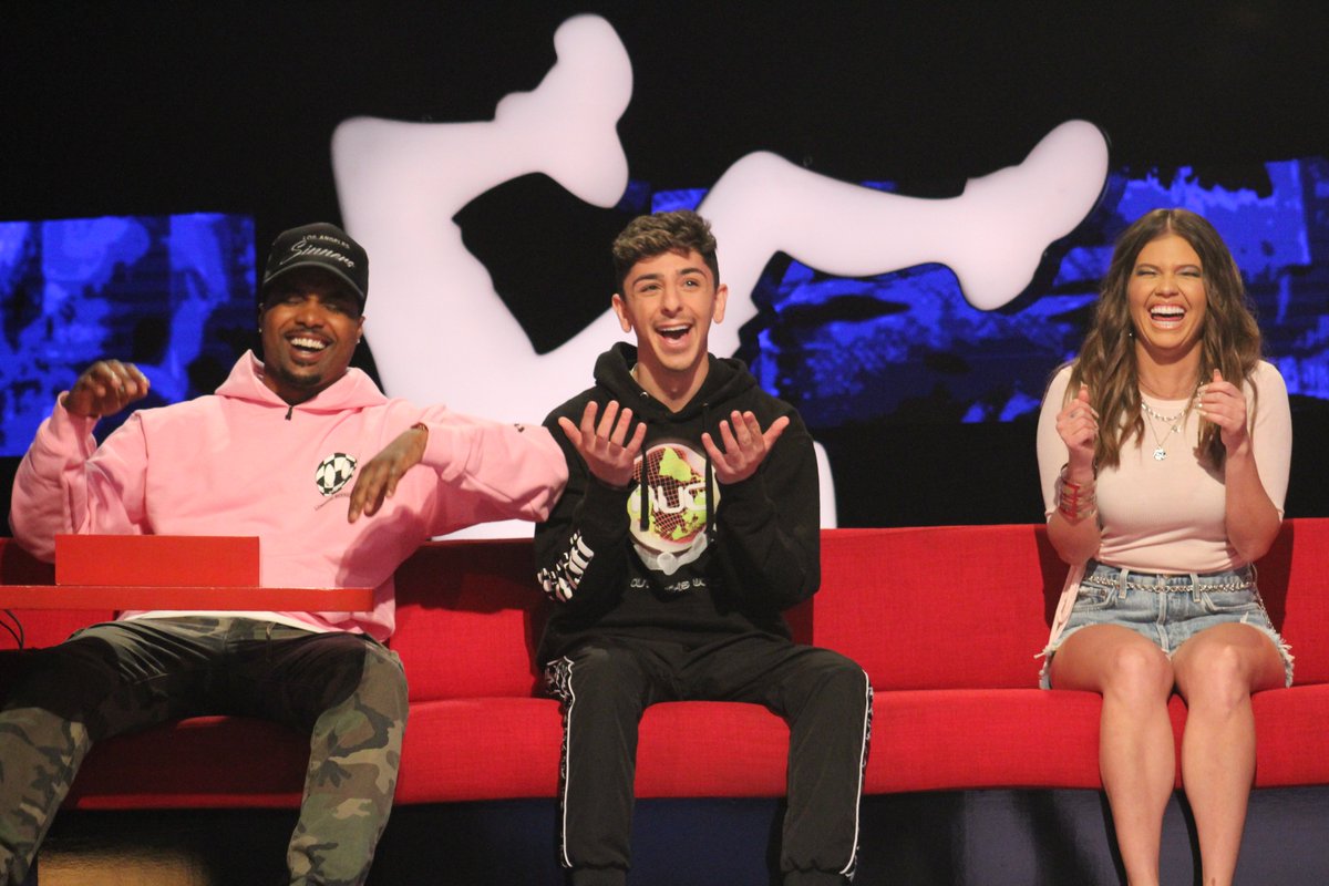 FaZeClan's tweet photo. MTV's RIDICULOUSNESS featuring @FaZeRug 

Tune in tonight at 10PM Eastern / 7PM Pacific to watch our boy on the 📺

#FaZeUp https://t.co/0mJbXd1nAs