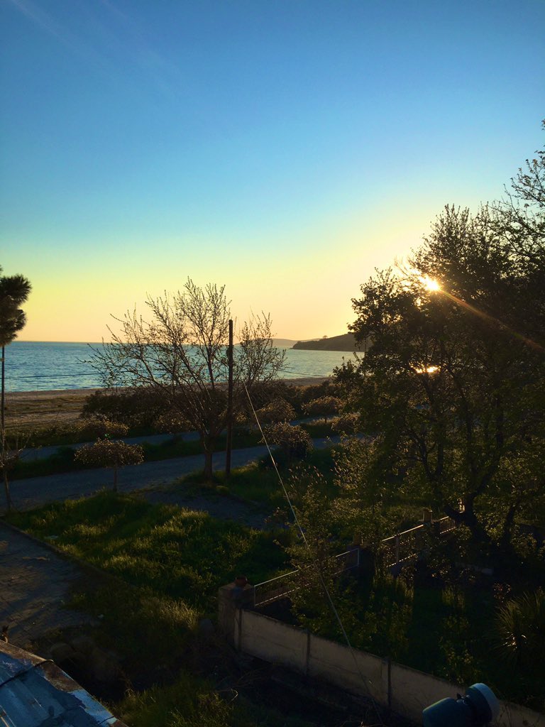 <a href="/nocontexterdek/">Erdek</a> Ordan değil burdan bak