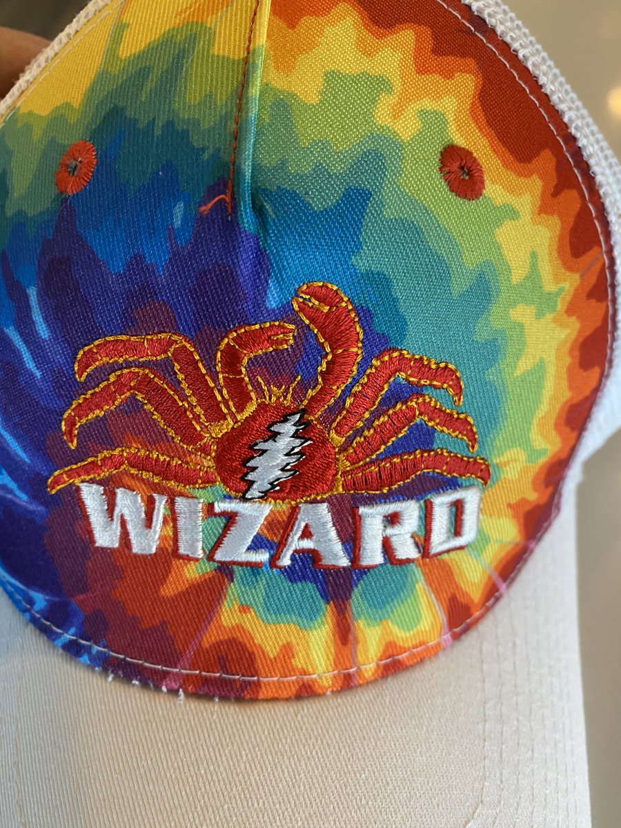 crabwizard's tweet image. I’m giving away a hat 🧢to one lucky winner, and a t-shirt 👕to another. I’ll randomly select next Tuesday! 
You can enter up to 3 times, once on each platform. 
🐦Twitter- @crabwizard
👩👨‍🦱Facebook-@captainkeithcolburn
📸Insta- @captainkeithcolburn
❤️&amp;amp; retweet this post to enter.