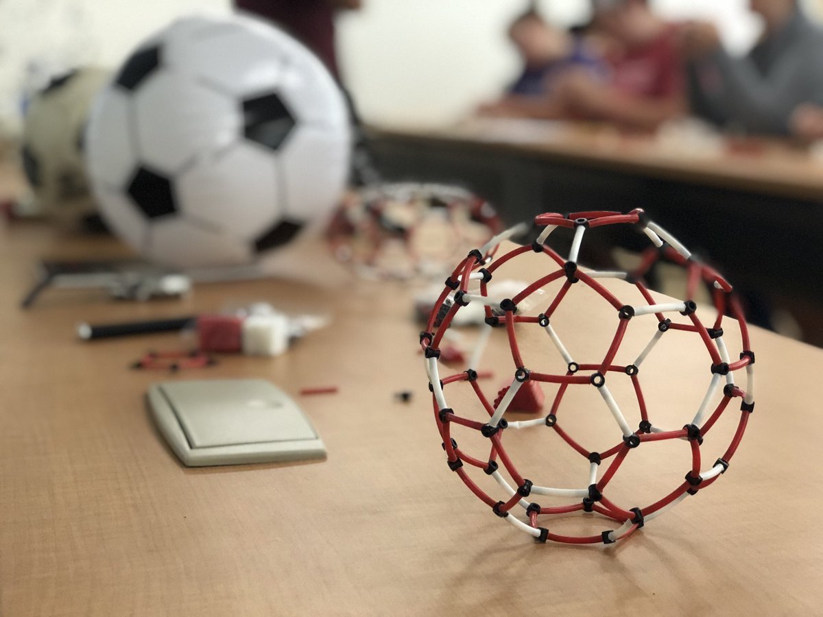 ScienceAcquah's tweet photo. Remembering Sir Harold Kroto today and his passion for educational outreach. @lindaunobel @UMassAmherst @CNS_UMass https://t.co/BHMRC5SvfQ