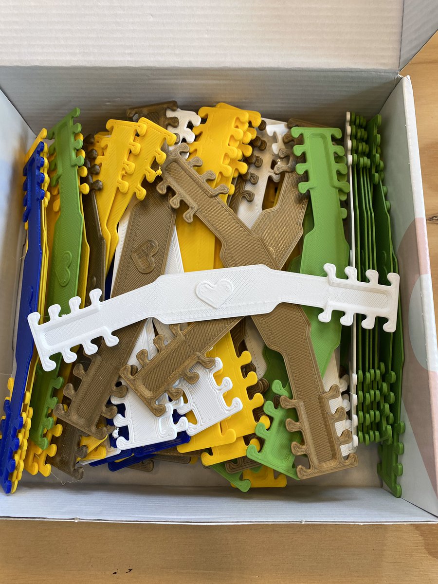 PBM: spatmaskers en clips voor de FFP maskers! Kun jij dit in de zorg gebruiken? Mail naar hulpmiddelen@doetinchemseuitdaging.nl