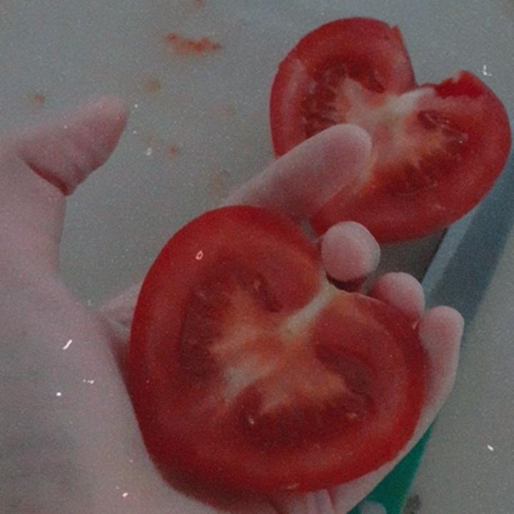 Domates keserkende akla gelinmez ki...