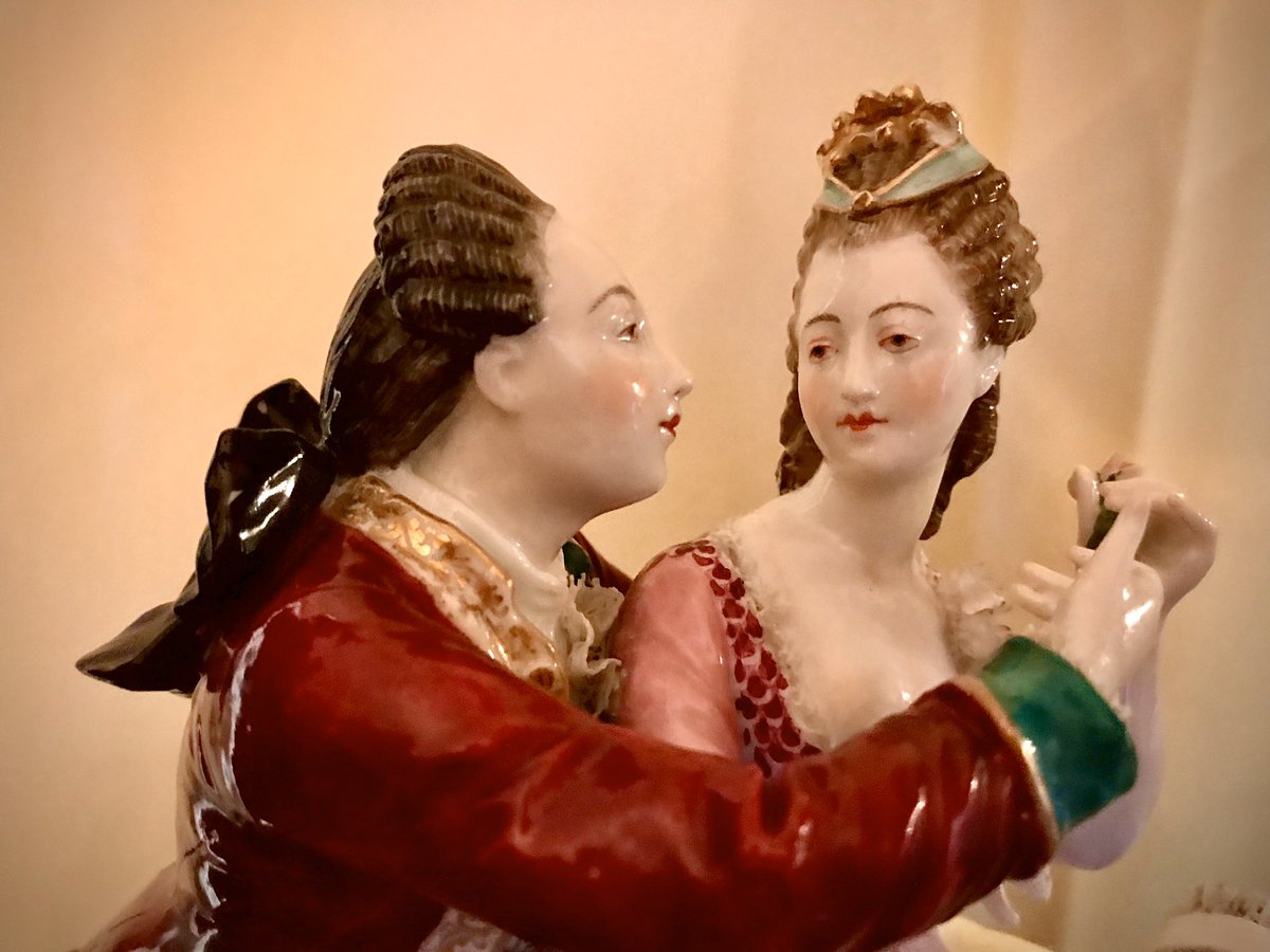 morvenpark's tweet photo. These three ladies from the Davis Mansion are serving us lewks for the #SassiestObject challenge! We’re ready for whatever the @YorkshireMuseum throws out next week for the #CURATORBATTLE. Keep ‘em coming! https://t.co/zHFO3Q58ib