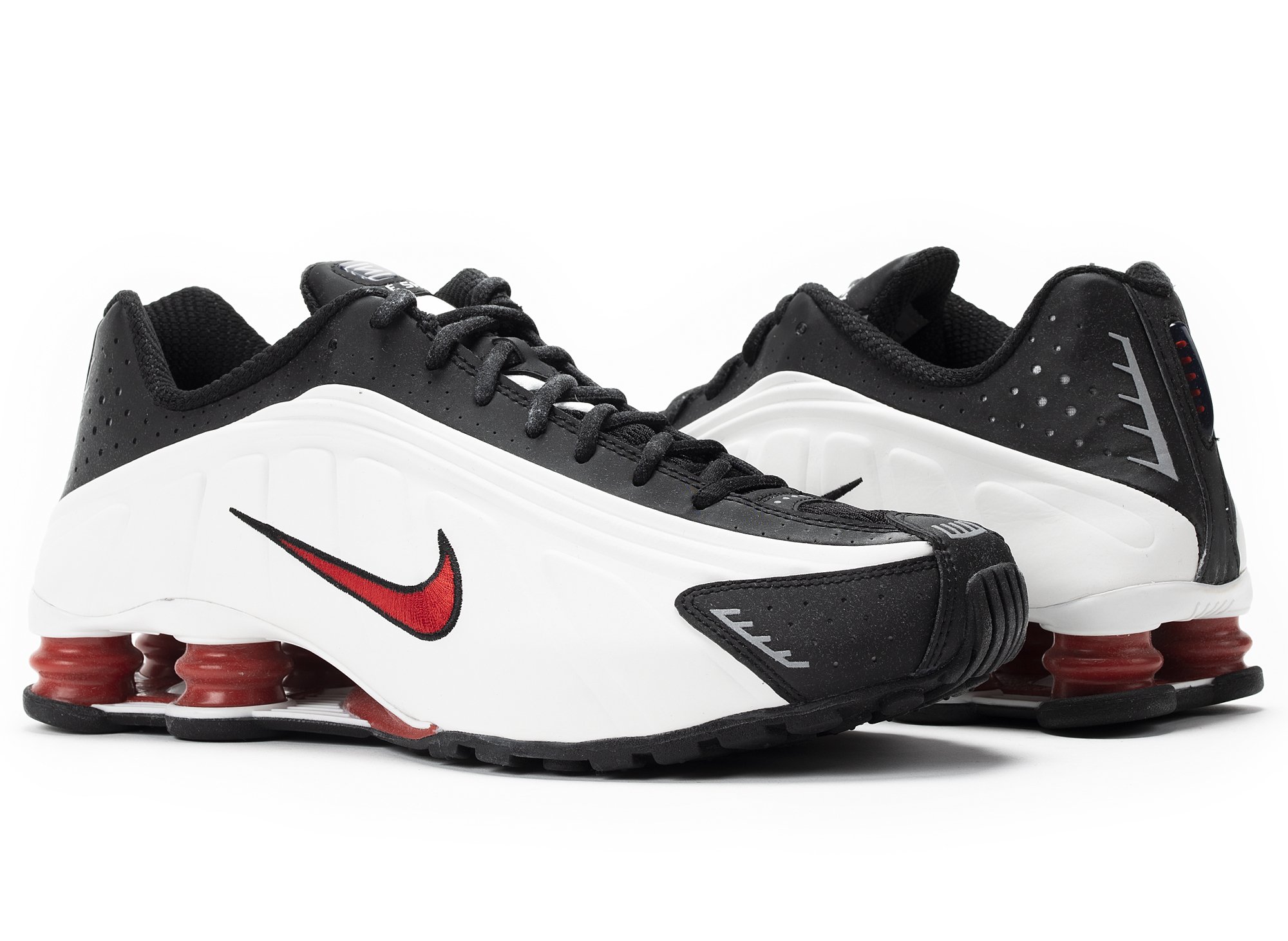 footaction nike shox