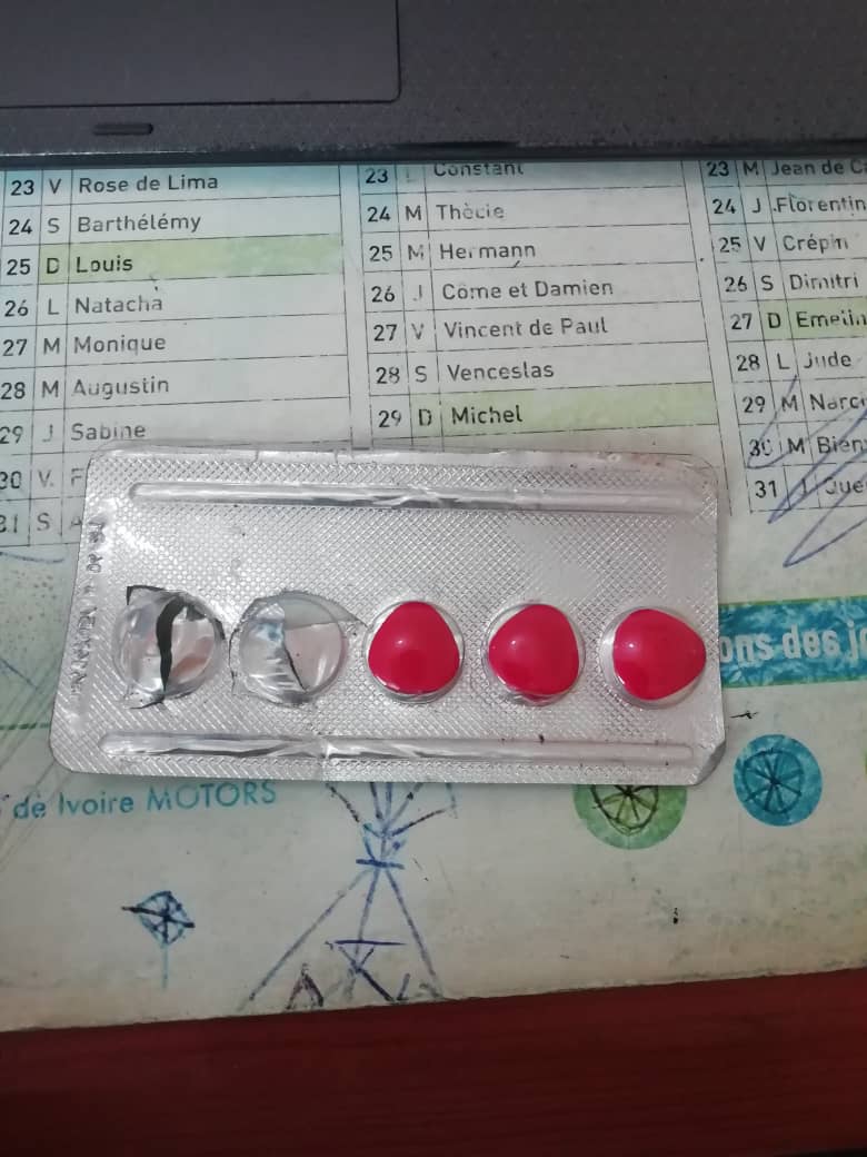 DraimeMbonda's tweet image. Un collègue vient de recevoir un jeune enfant de 13 ans avec une érection(#priapisme) évoluant depuis plusieurs heures. L&apos;histoire révèle que la mère lui a donné du viagra qu&apos;elle a acheté dans la rue comme étant du fer. Non à l&apos;#automédication #Cameroun #JeudiConfession