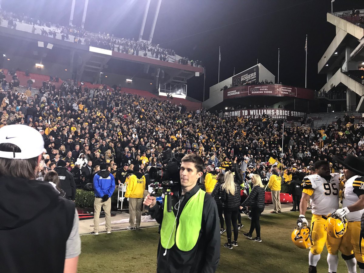 DougGillin's tweet photo. #APPbacksU That was fun!! โฆ@AppState_FBโฉ โฆ@appstatesportsโฉ https://t.co/3cfMLjKLdc