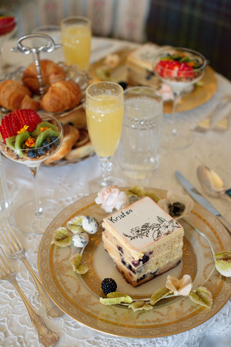 BlantyreResort's tweet photo. #Unwind with a ladies weekend!  Treat yourselves to #luxury with a private #brunch and #spa services for the #weekend. #Relax and enjoy this #Summer! https://t.co/R2sTsUnjdW