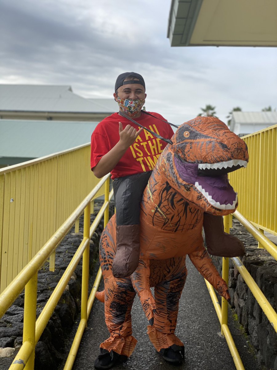 eskaneha's tweet photo. T Rex Thursday @hilounionschool  for grab and go. Get your grab and go before he gets it @HIDOE808 https://t.co/FpuzEWNVIe