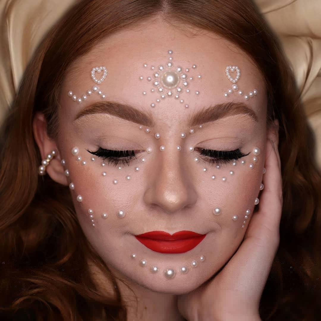 perrinenavy's tweet photo. so precious ❤ inspired by @/char_barker &amp; with Stunna Lip Paint 《uncensored》@fentybeauty https://t.co/onsRvjjXDH