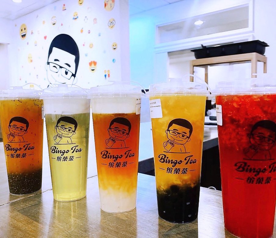 bingoteachicago's tweet photo. It’s #NationalBobaDay and your only worry should be which drink to order! Actually, what better way to celebrate than to just order them all! 😉 [ 📸 @sunnyboooo ] #BingoTeaChicago #BingoTea #ChicagoChinatown #UptownChicago https://t.co/Y8x4CiigBt
