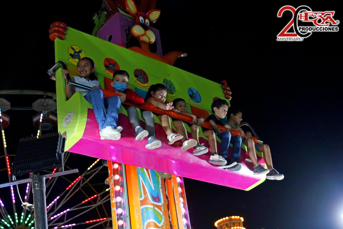 Porque sin ellos, muchos de nuestros espectáculos no tendrían sentido... ¡Feliz Día del Niño! 👶👧🧒👦👦🏿👩🏻👧🏾
Aguanten... pronto estaremos de regreso 🎡🎢🎠
#HercaProducciones #XXaniversario #DíaDelNiño #20XX