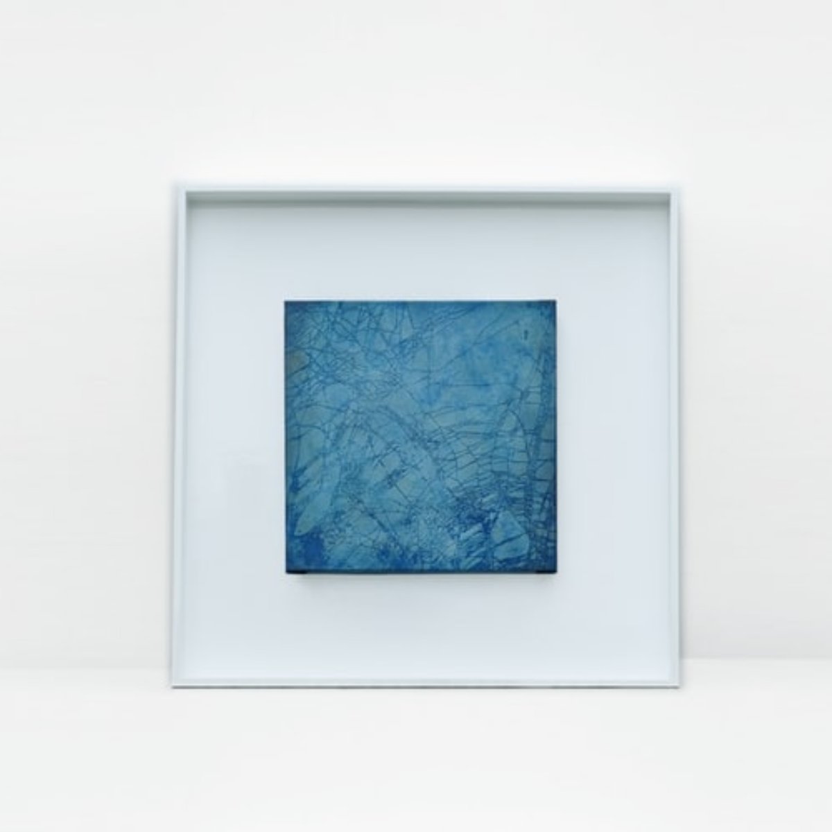 FastframeFO's tweet image. If your artwork has bold, bright colors, try choosing a white border to help make the colors pop.