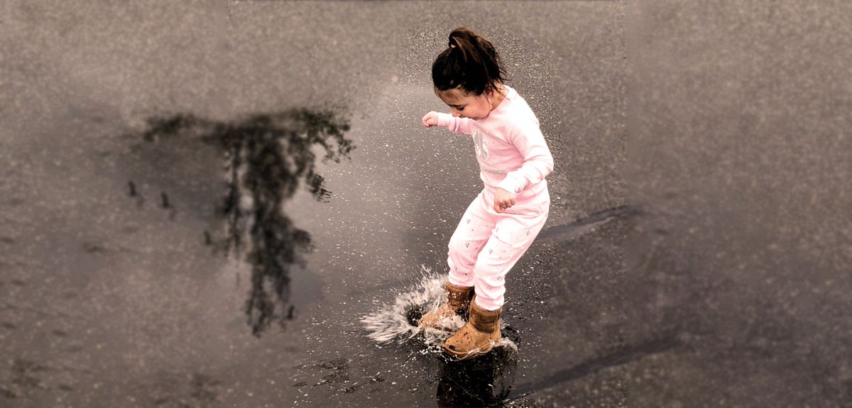 PajamasForPeace's tweet photo. Here’s to April showers bringing those May flowers. In the meantime, embrace the silly, splash in puddles and find peace in the little moments right now!

#pajamasthatgiveback #pajamasforpeace #100percentcotton #BeTheChange #BalletPink #AprilShowers #MayFlowers #Puddles https://t.co/iuH9iIb0S5