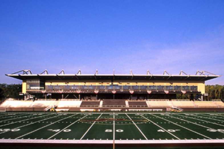 austin_uke's tweet photo. #AGTG Exicted to announce that I’ve received another offer to play football at SMSU!!! @CoachHillerSMSU @ahart49 @fella23 @CoachMack28 @That_Boi_Dhawk @FeetHipsHands https://t.co/TSEenZ9pTp