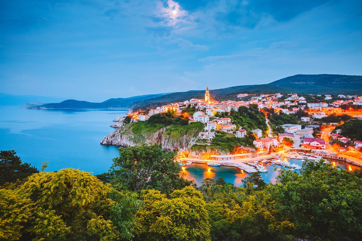 ExploreAdriati2's tweet photo. #vrbnik #krkisland #exploreadriatic #travelguide #yourbesttravelcompanion #kvarner #pearlofadriatic #travelparadise #sailingcroatia #adventurecroatia #croatiafullofnature #picoftheday #pictureoftheday #photooftheday📷 #beautifulcroatia #croatiafulloflife https://t.co/6dg754iQWe