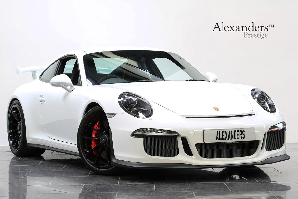 Alexanders_cars's tweet photo. BUY ONLINE TODAY - FREE HOME DELIVERY

- Sport Chrono Pack, PCM Sat Nav, Sound Pack Plus, Bi-Xenon PDLS, 20" Black GT3 Wheels, Heated Seats -

In stock: 14/63 Porsche 911 GT3 3.8 991 PDK in White with Black leather and Alcantara.

See more: https://t.co/KEKaLcKZGa

#Porsche #GT3 https://t.co/qkUfa86Xv2