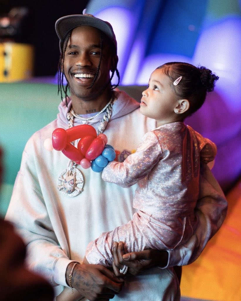 dailytrvis's tweet image. More pics of Travis &amp;amp; Stormi posted on Kylie’s Instagram ❤️🥺