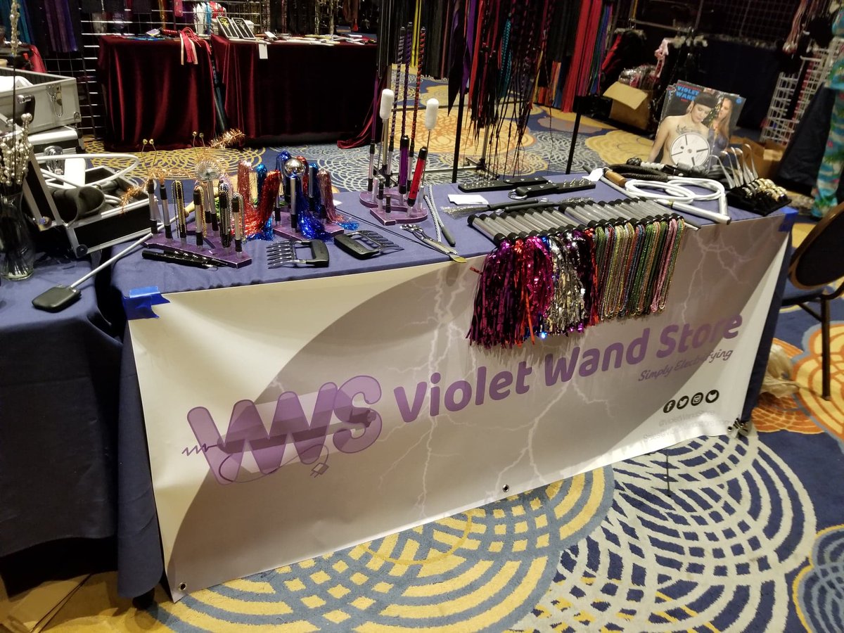 #TBT to Frolicon last year! Stay safe, kids and we'll see ya soon! ⚡💜💋