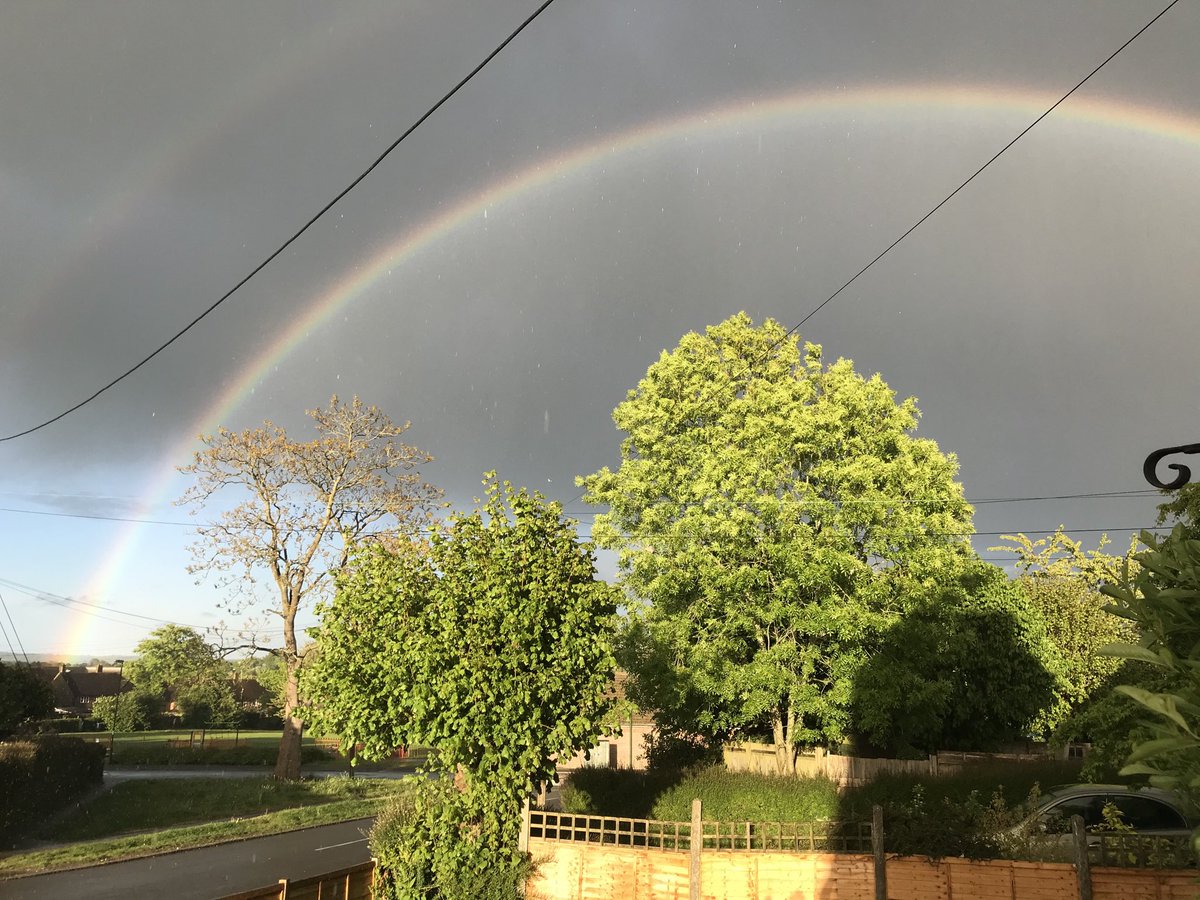 NickTarver's tweet photo. Sussex rainbow. Will it last till 8pm? #ClapForOurCarers #NHS https://t.co/Hg9jDHYQMf
