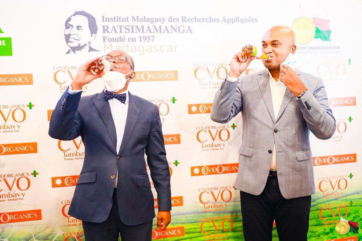 AfricaFactsZone's tweet image. Equatorial Guinea's Deputy Minister of Health, Mitoha Ondo'o arrived in Madagascar to take packages of Madagascar's Coronavirus medicine, Covid Organics back to Equatorial Guinea.