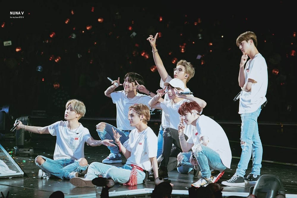 jungcooky97's tweet photo. gรถren her army bts iรงin bir kalp bฤฑrakabilir mi !!!
๐๐๐๐๐๐๐๐๐๐๐๐
#AlwaysHappyWithBTS
#btshappy https://t.co/FkMHk4ISkN