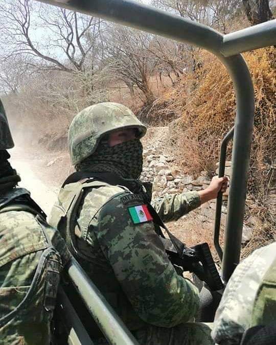 Soldados todo terreno
#EsfuerzoYDisciplina #QuedateEnCasa 
#Sedena #EjercitoMexicano #FuerzasArmadasMex