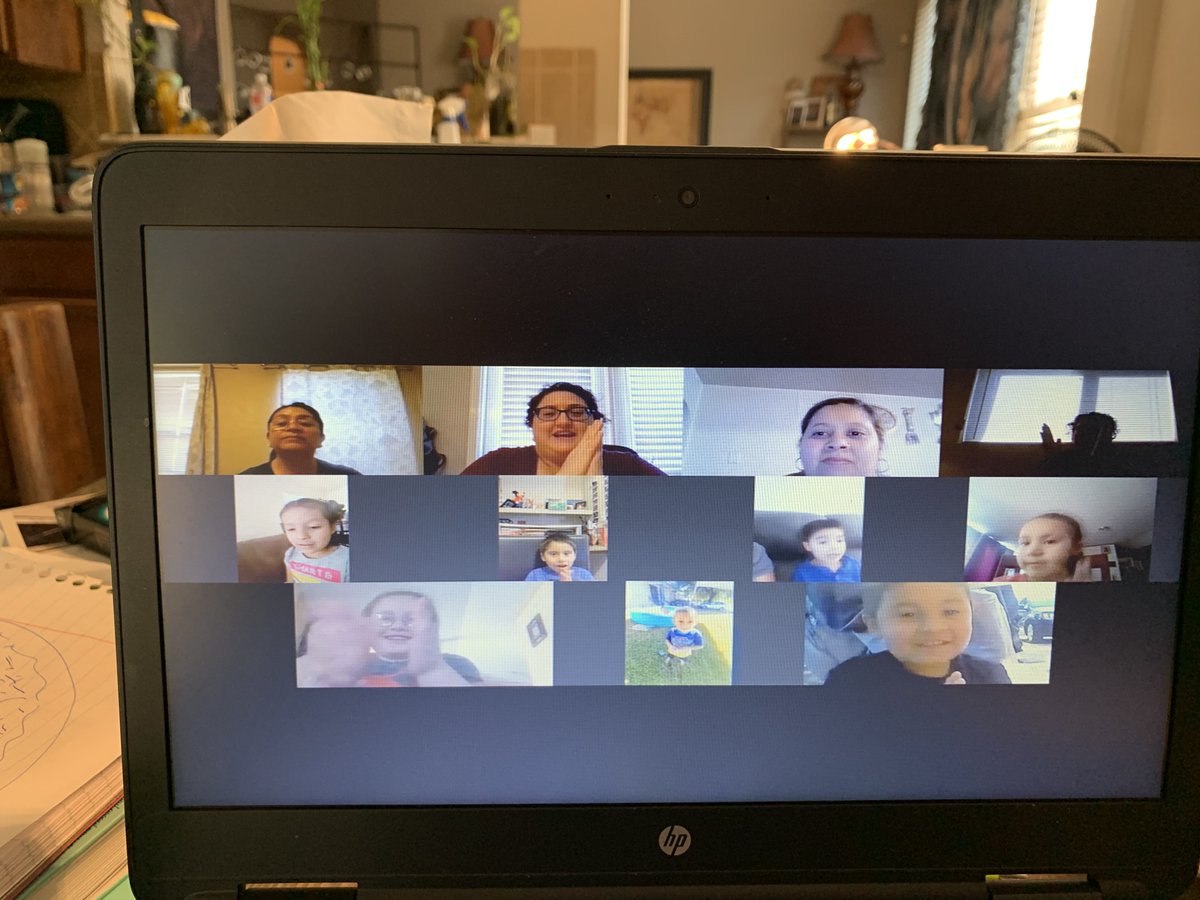 Bellaroxz's tweet photo. We had a great time talking about our favorite foods during our 3rd virtual class meeting.  Thumbs up - we liked it; Thumbs down - we didn't! Fish, Menudo, Pizza, and more.. <3 Ms. Mendiola and Ms. Yanez's Collab PK Class! @NISDAllenES @NISD_ECE @byanez77 @aprilgu46620250 https://t.co/iMHH7JsedX