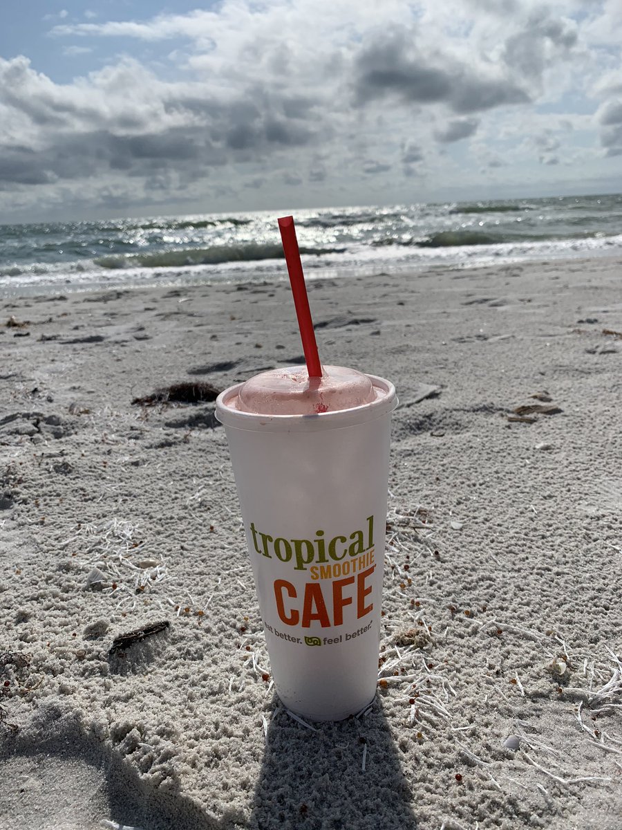 Enjoying my tropical treat on tropical day! 🌴 Thank you PLE!! <a href="/PLEgators/">Palmetto Elementary</a> <a href="/collierschools/">Collier County Public Schools</a> #CCPSProud