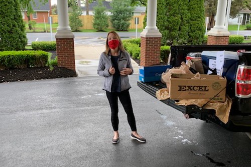 ChristChurchKY's tweet photo. The Sisters of Grace small group donated over 200 pounds of ham, turkey, bologna and chicken to Fourth Avenue UMC Open Door ministry to make sandwiches for bag lunches they are serving this week. #Donations #SistersofGrace https://t.co/xCPAxJ5iKS