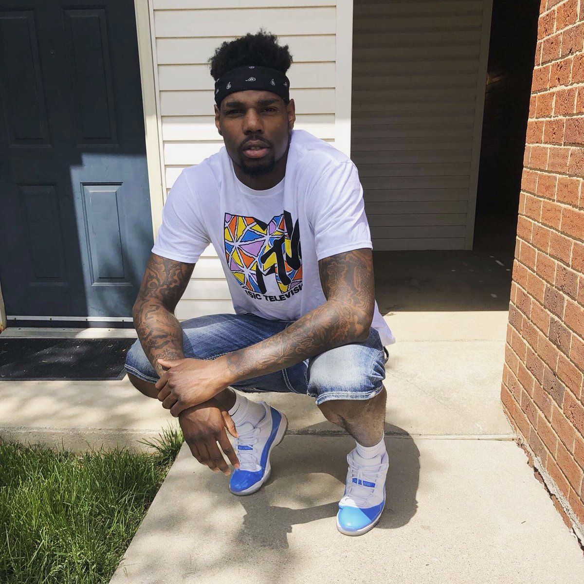 _thatbeanhead_'s tweet photo. If we talking about the shit that separates me and you, nigga it's long line! โ๏ธ๐๐ค๐ #AccidentsHappen #ToryLanes #LilTjay #GMB #MTV #GloTeam #Explore #ExplorePage #GloManBean #GloComingSoon https://t.co/2uusdhngFZ