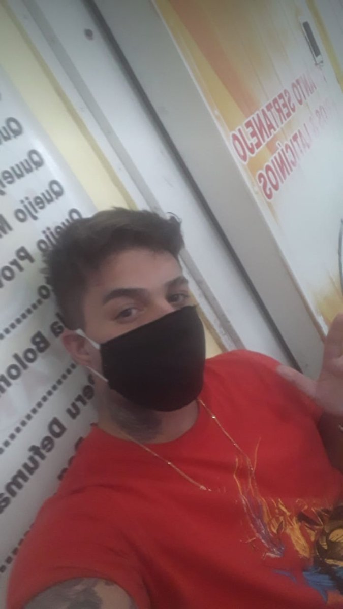 viniciuspsd's tweet photo. Entrando na moda 😷😷 #style20 https://t.co/BSWXOxLFvh