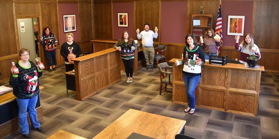 taraklostreich's tweet photo. Wick Strong Spirit Week 2 • Day 4 •• Ugly Sweater Day
Our small, but mighty staff donated $130 and 46 lbs of food to Richland Wilkin Food Pantry this week. BEYOND PROUD!
#dailynews #newsmonitor #lakesandvalleyshopandsave #wickcommunications #wegotthis #coronavirusstinks https://t.co/j0SHhyHF4S