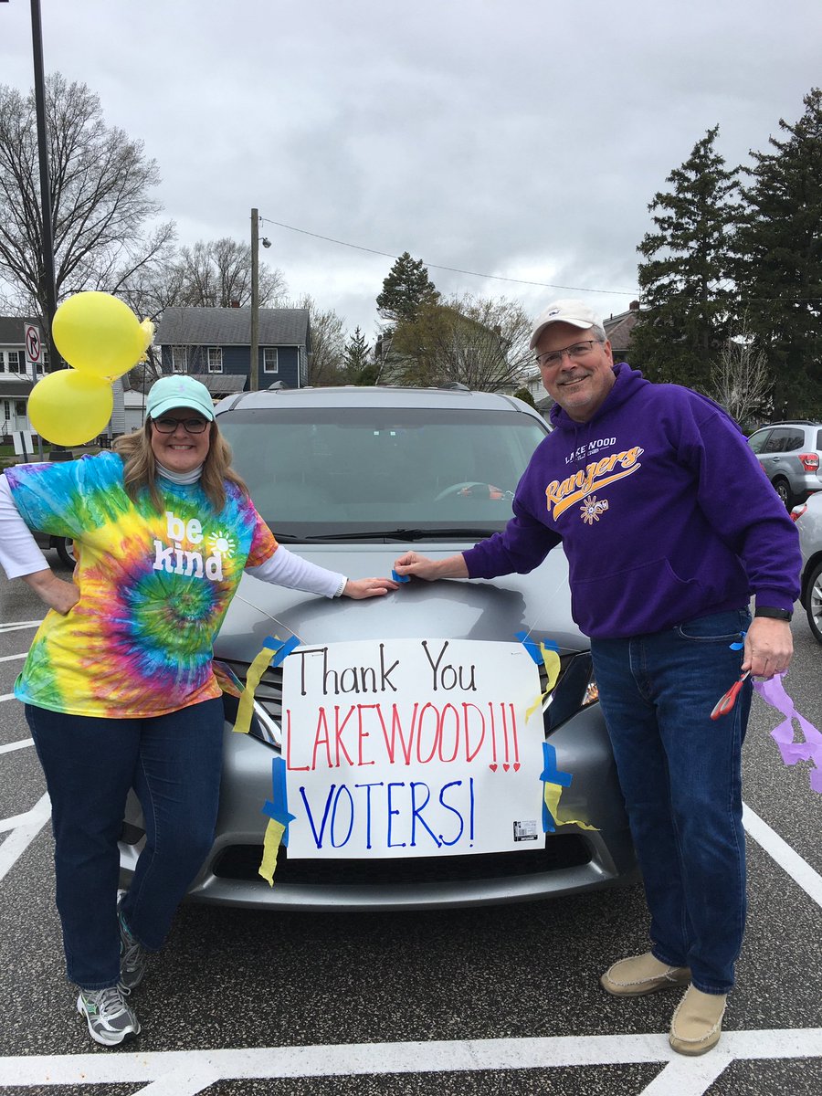 Roosevelt Parade today!!!  
#InThisTogetherLKWD