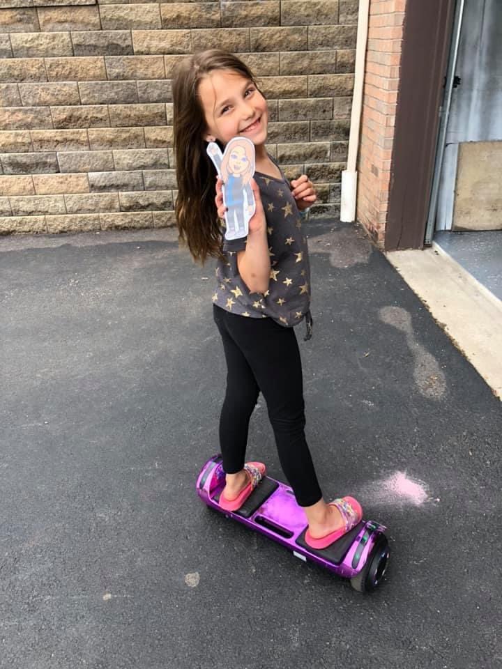 ToniECarroll12's tweet photo. #flatcarroll I got to ride a hoverboard! Both Cece and Levi took me for a ride! Thank you! Cece also took me for a bike ride and snacked with me too! π₯¨ #flatteacher @JoeWalkerES https://t.co/p9JI4ulMxu