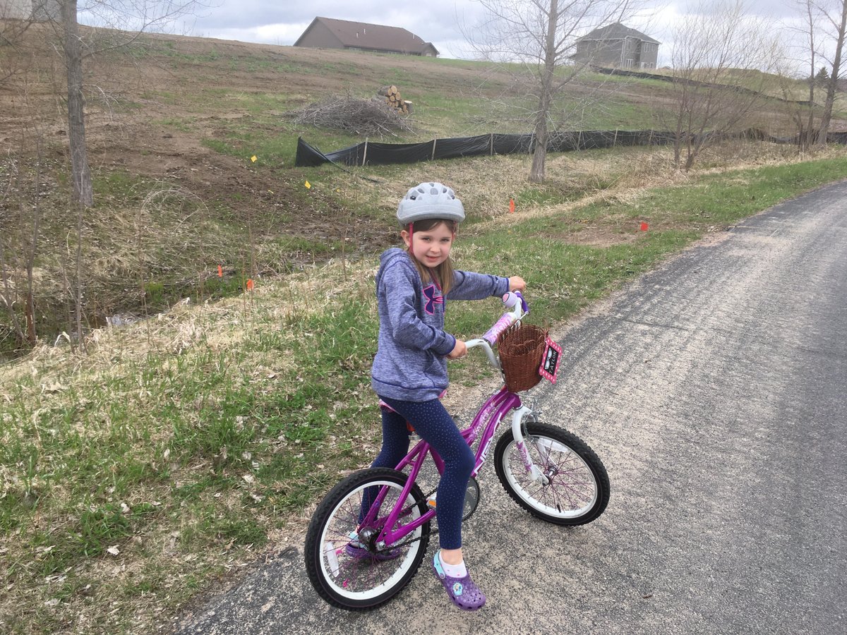 scandiastars's tweet photo. We like to see these bakers and bikers from our "B" Day!
#scandiastars #rangerterritory #rangernation #distancelearning2020 https://t.co/INJ0N4kXKM