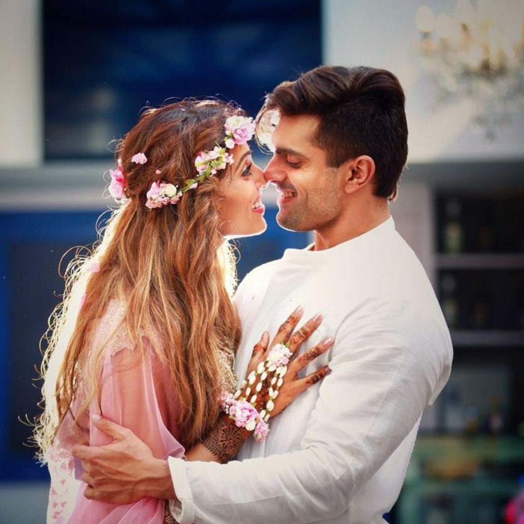 shabnam36169149's tweet photo. Happy 4 monkeyversary to the hottest couple 
@Iamksgofficial ❤ @bipsluvurself 
#HappyAnniversary #monkeylove #monkeyversary #love #anniversary #hottestcouple #ksg #bips #karan #bipasha #karansinghgrover #bipashabasusinghgrover https://t.co/kJl4Bsz0Nu