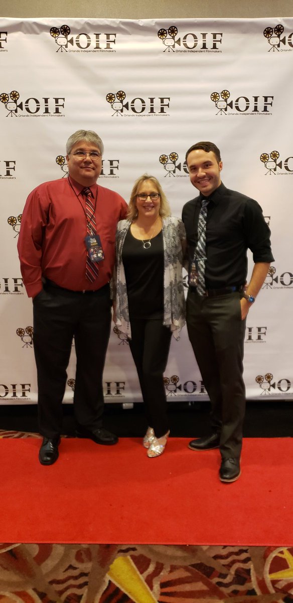 itsanavidthing's tweet photo. Dress up day for 8th grade spirit week. Even the red carpet.
#csms8thgradestrong
#itsanavidthing https://t.co/25kuM6gfHn