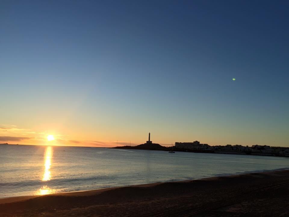 HguUci's tweet photo. @carlos_teixi Hola Pedro, mi nombre es Jose Manuel Allegue, soy médico de cuidados intensivos, y quiero trasmitirte con esta foto ANIMO!, q no decaigas, lo conseguiras, poco a poco, esta foto con la luz del amanecer desde Cabo de Palos, Murcia antes de este Covid, pronto la veras tu también https://t.co/2yLy7b2L8S
