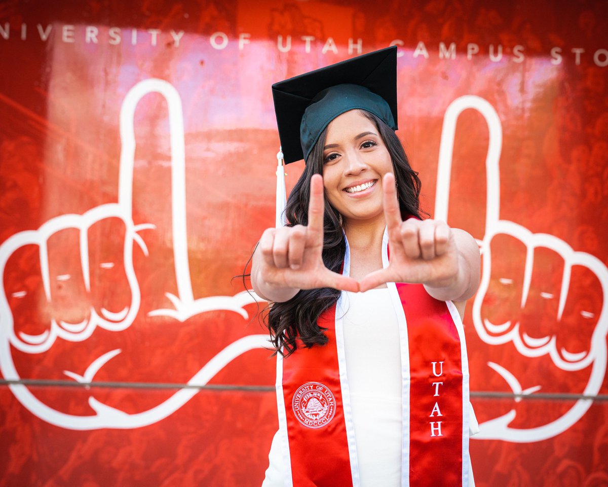 Gonzalez_A26's tweet photo. Here’s to our virtual graduation day 🎓congratulations fellow class of 2020 ❤️ https://t.co/VWQOVCo4cl